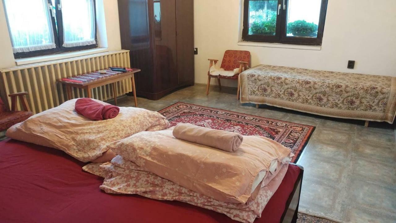 Oncsa Vendeghaz Hotell Gyöngyös Eksteriør bilde
